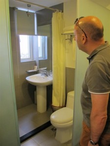 B-Bedroom3